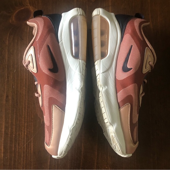 Nike Air Max 200 “Holiday Sparkle” Women’s shoes. Size 8.5. - Picture 11 of 15